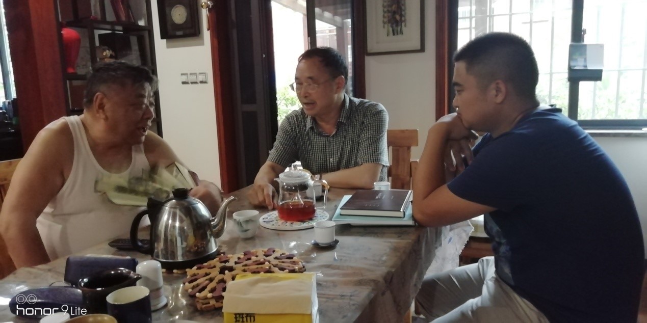 劉老師1.jpg 劉老師1.jpg